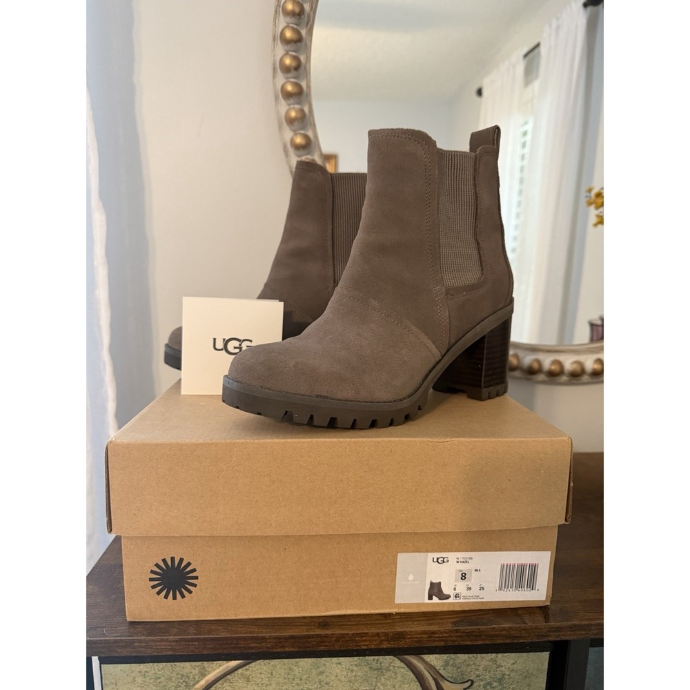 UGG Hazel Waterproof Chelsea Boots Mole Taupe Suede Lug Sole Womens Size 8